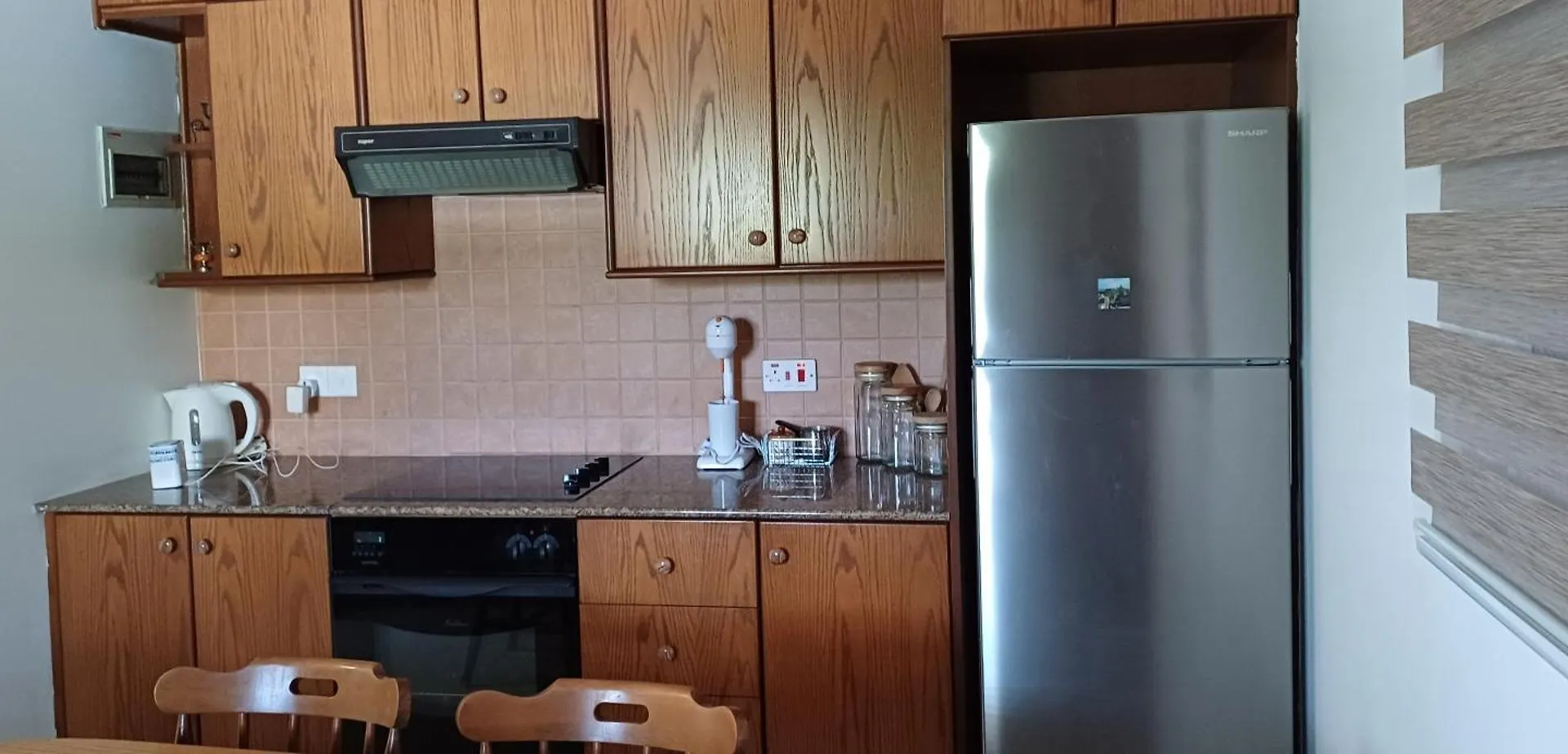 לרנקה Makenzy Mermaid 2 Bedroom Apartment