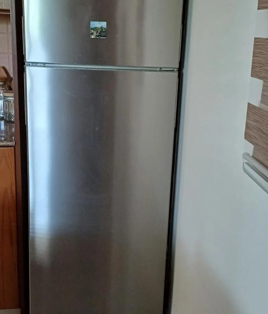 לרנקה Makenzy Mermaid 2 Bedroom Apartment