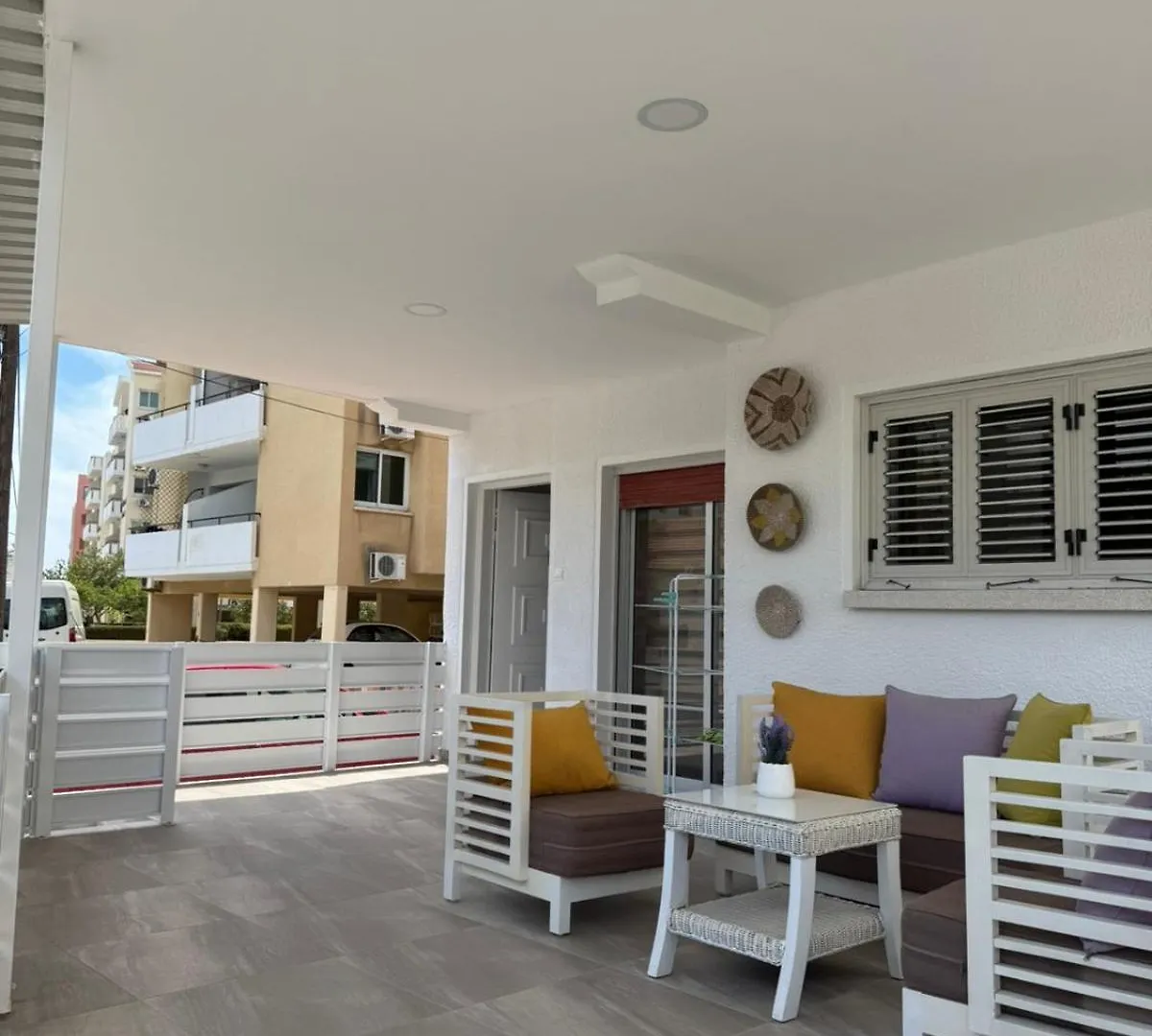 לרנקה Makenzy Mermaid 2 Bedroom Apartment 0*,