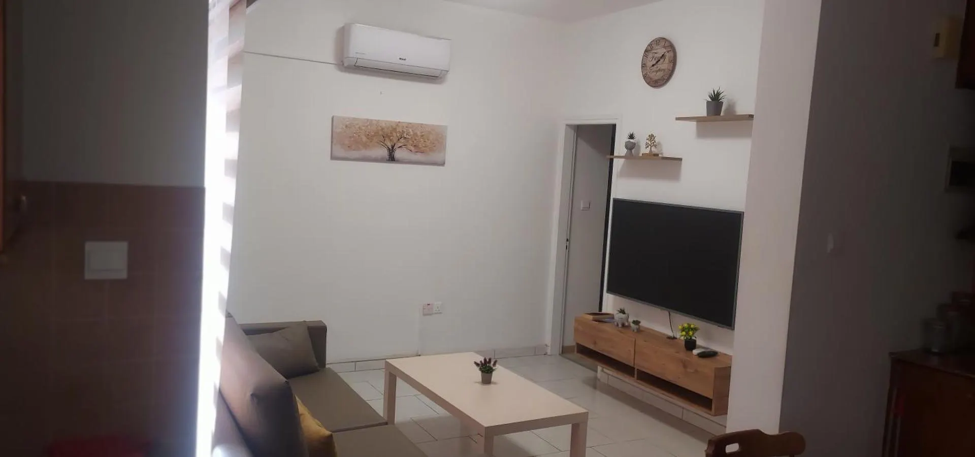 Makenzy Mermaid 2 Bedroom Apartment 拉纳卡